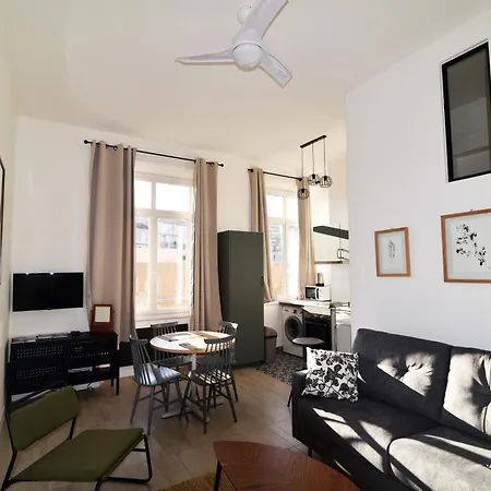 Charming Very And Calm Apartment Cannes